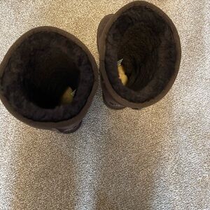 Women’s size 7 Ugg’s like new